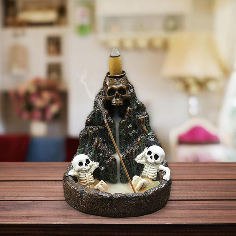 1Pc Skull Mountain Backflow Incense Burner, Includes Box of Incense Sticks and Backflow Incense Cones, Creative Home Decor for Halloween, Eye-Catching Decorative Piece